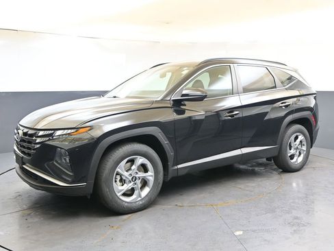 Certified 2023 Hyundai Tucson SEL AWD/4WD image 2