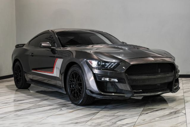 Used 2017 Ford Mustang Coupe RWD image 9
