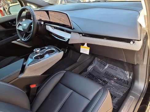 New 2026 Cadillac Optiq Sport 1 image 8