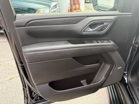 Used 2022 GMC Yukon AT4 AWD/4WD image 16