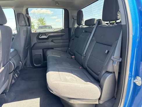 Used 2023 GMC Sierra 1500 Elevation w/ LPO, Elevation Black Package AWD/4WD image 19