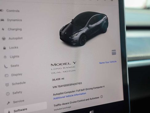 Used 2023 Tesla Model Y Long Range AWD/4WD image 22