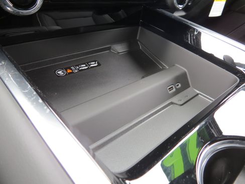 New 2026 Chevrolet Tahoe Premier image 30