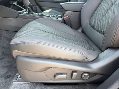 New 2026 Subaru Forester Premium AWD/4WD image 11