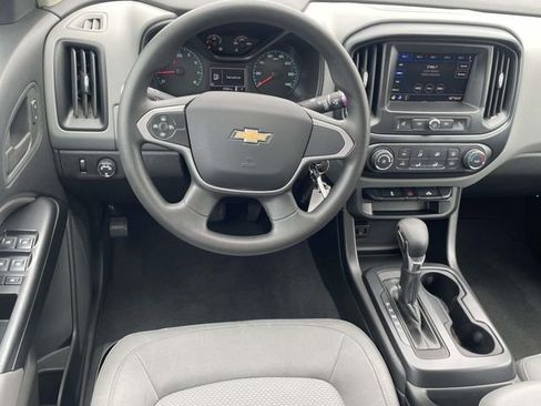 Used 2022 Chevrolet Colorado W/T w/ WT Convenience Package RWD image 13