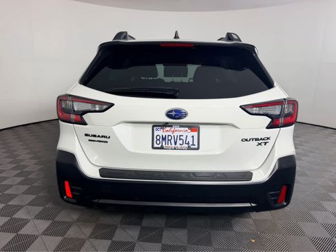 Used 2020 Subaru Outback Onyx Edition XT AWD/4WD image 4