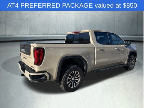 Used 2022 GMC Sierra 1500 AT4 w/ AT4 Preferred Package image 6