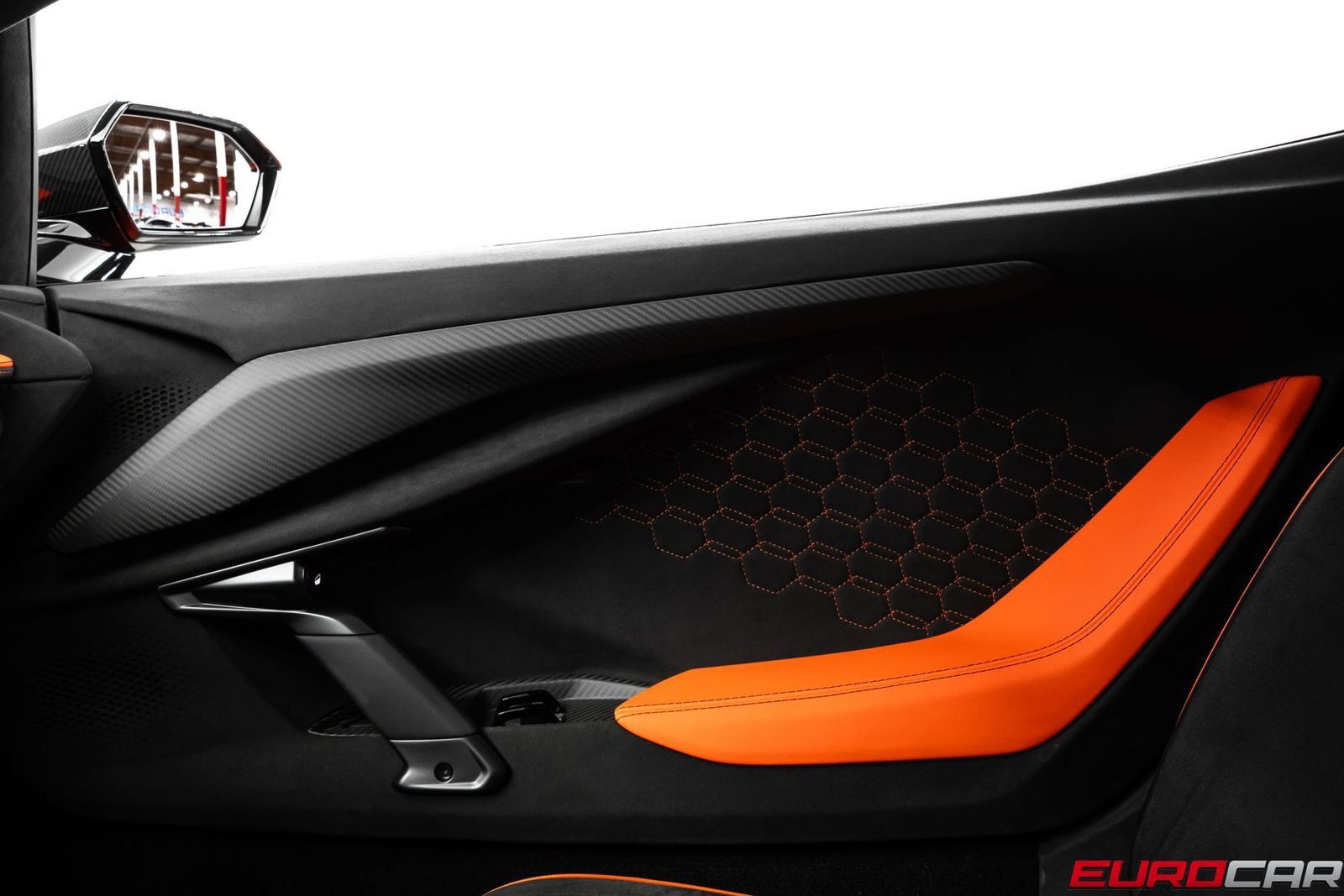 Used 2024 Lamborghini Revuelto AWD/4WD image 36