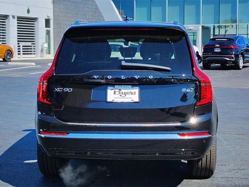 New 2026 Volvo XC90 B6 Plus w/ Protection Package Premier image 33