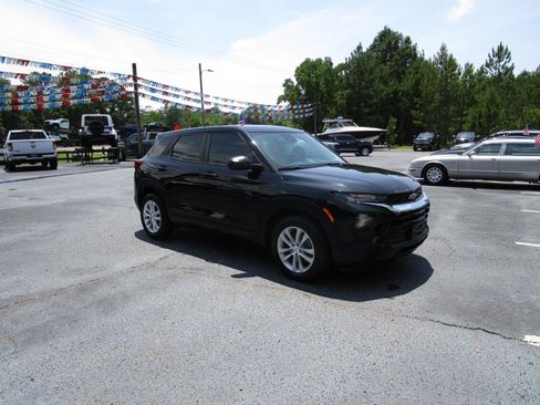 Used 2021 Chevrolet TrailBlazer LS FWD image 5