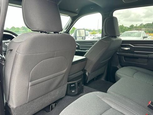 Certified 2026 RAM 2500 Big Horn AWD/4WD image 30