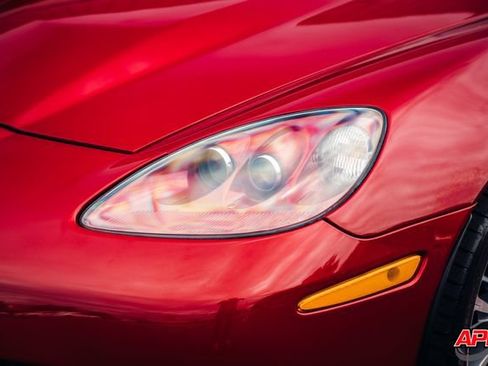 Used 2013 Chevrolet Corvette 427 w/ 1SB Preferred Equipment Group RWD image 53