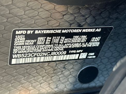 Used 2022 BMW iX xDrive50 w/ Premium Package AWD/4WD image 29
