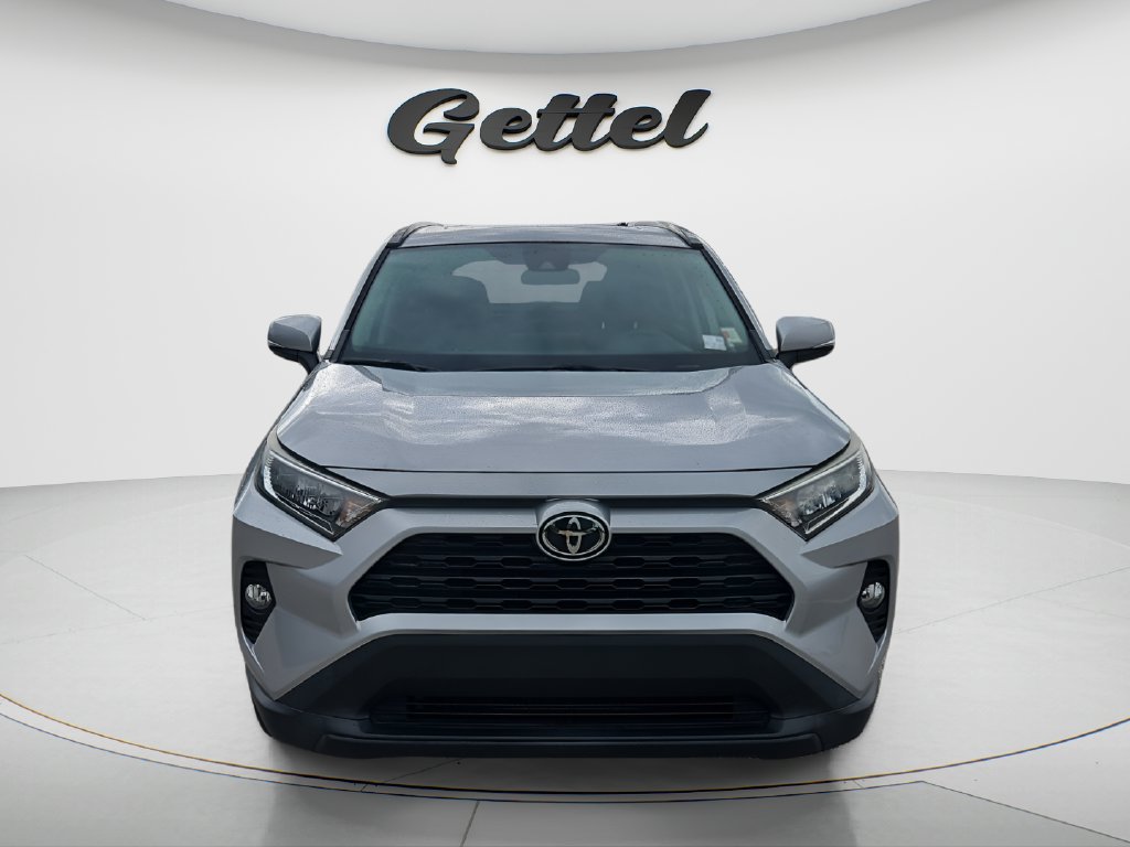 Certified 2021 Toyota RAV4 XLE w/ Convenience Package FWD image 2