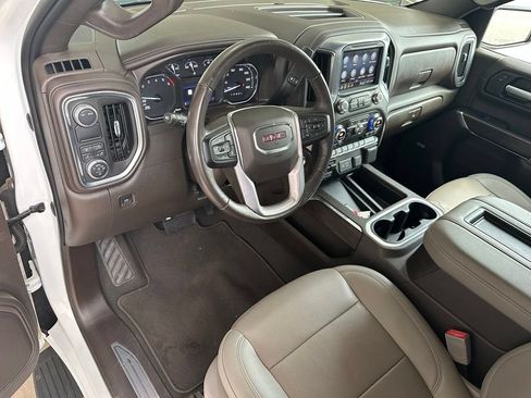 Used 2021 GMC Sierra 1500 SLT w/ SLT Premium Plus Package RWD image 13