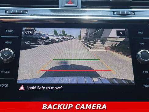 Used 2022 Volkswagen Tiguan SEL R-Line AWD/4WD image 19