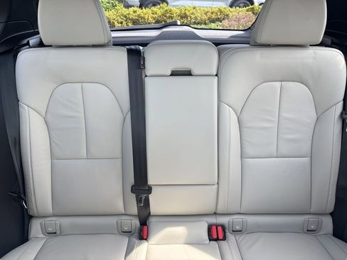 Certified 2023 Volvo XC40 B5 Ultimate AWD/4WD image 35