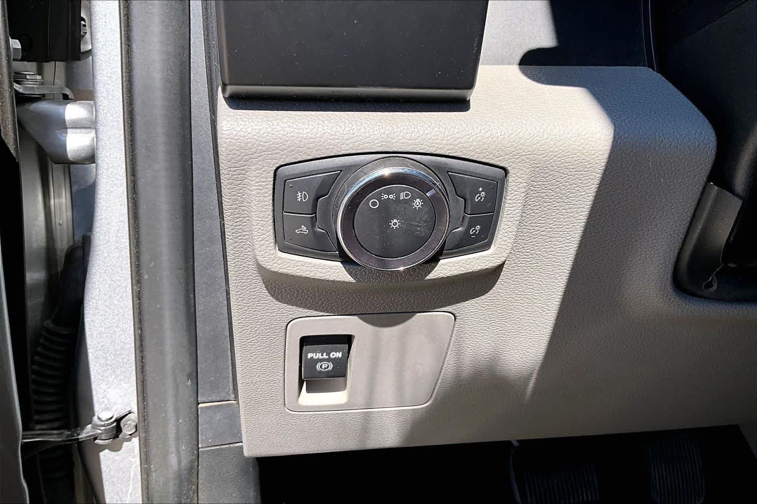Used 2020 Ford F150 XL w/ Equipment Group 101A Mid AWD/4WD image 30