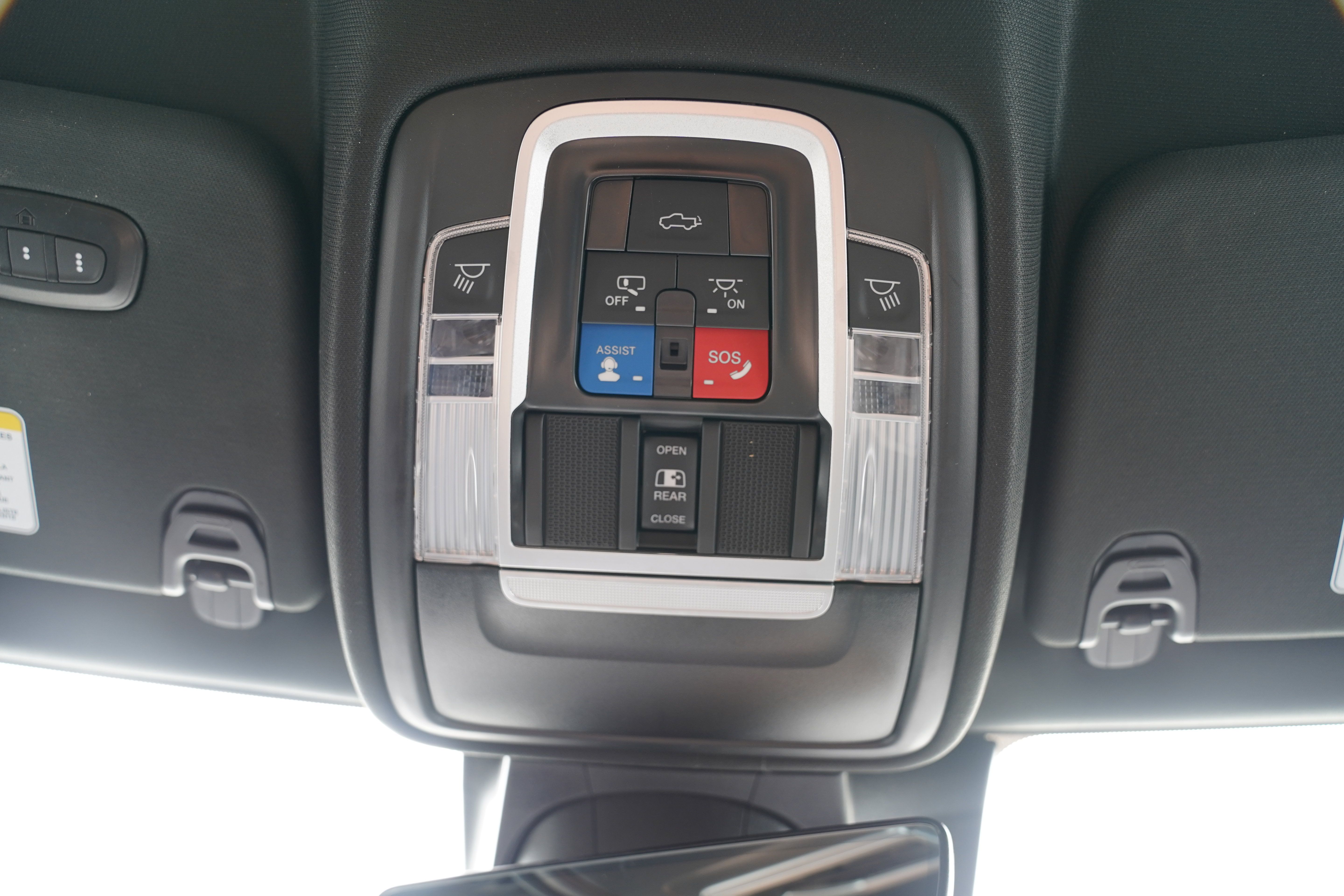Used 2023 RAM 1500 Laramie AWD/4WD image 31