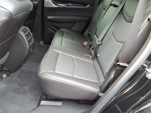 Certified 2025 Cadillac XT5 Premium Luxury image 18