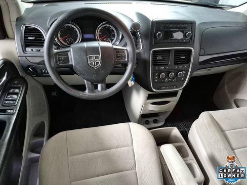 Used 2012 Dodge Grand Caravan SE FWD image 10