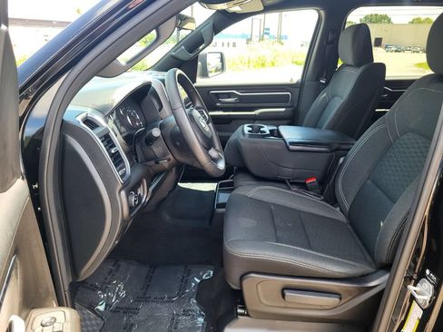 Used 2025 RAM 1500 Big Horn RWD image 11