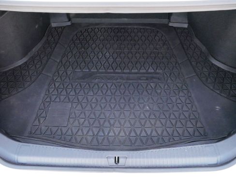 Used 2021 Toyota Avalon TRD image 18