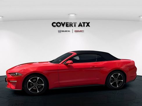 Used 2020 Ford Mustang Convertible RWD image 4