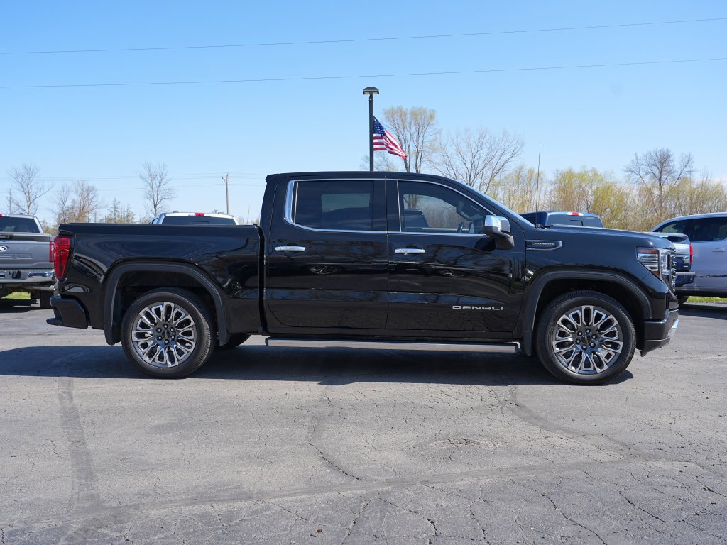 Used 2024 GMC Sierra 1500 Denali Ultimate AWD/4WD image 2