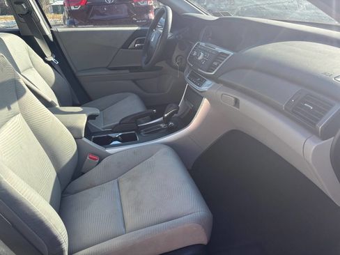 Used 2014 Honda Accord LX image 15