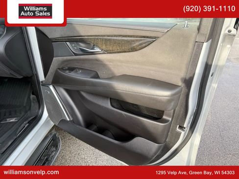 Used 2019 Cadillac Escalade ESV Platinum image 18