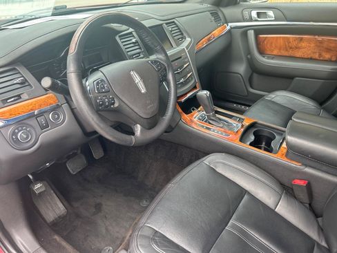 Used 2013 Lincoln MKS AWD image 18
