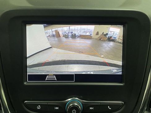 Used 2023 Chevrolet Equinox LS w/ LS Convenience Package AWD/4WD image 17