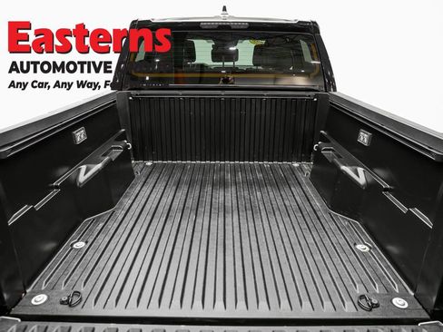 Used 2025 Toyota Tacoma TRD Off-Road AWD/4WD image 9