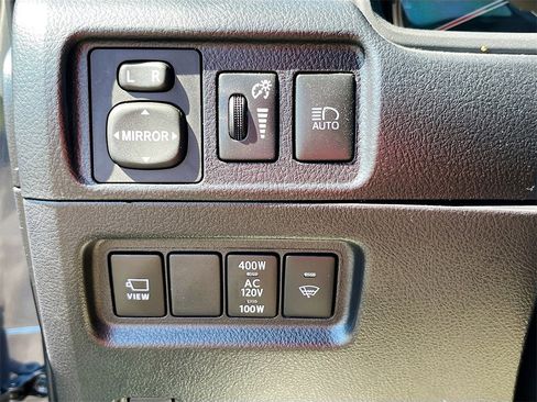 Used 2024 Toyota 4Runner Limited image 10