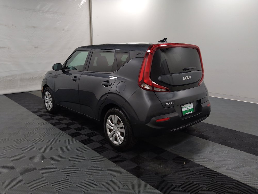 Used 2022 Kia Soul LX FWD image 5