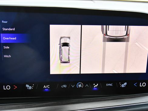 Used 2025 Chevrolet Tahoe LT AWD/4WD image 18