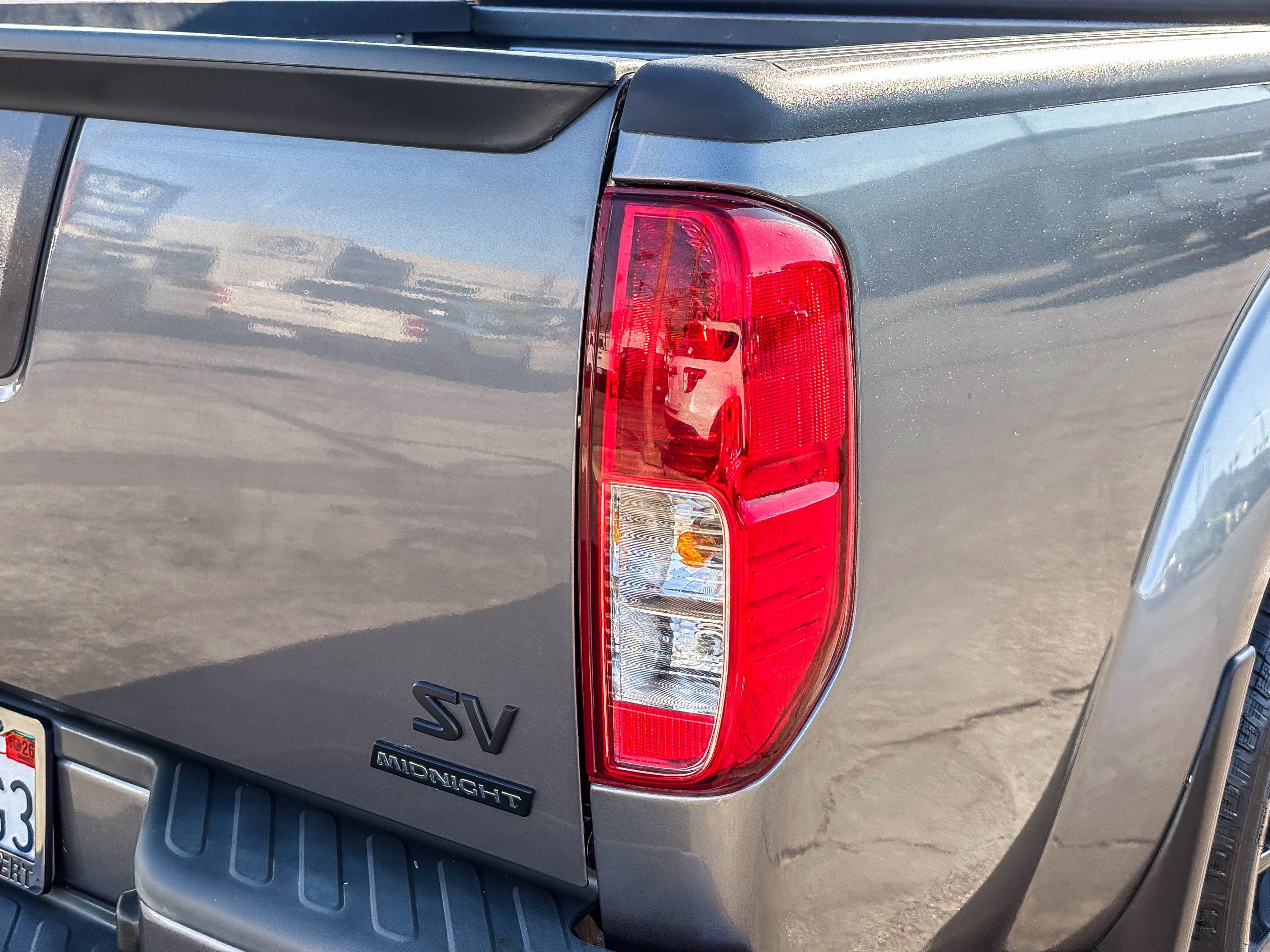 Used 2020 Nissan Frontier SV w/ Midnight Edition Floor Mats RWD image 8