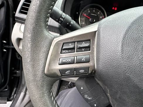 Used 2014 Subaru Forester 2.5i Limited AWD/4WD image 5