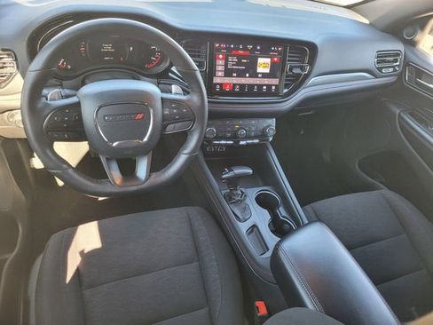 Used 2025 Dodge Durango GT image 9