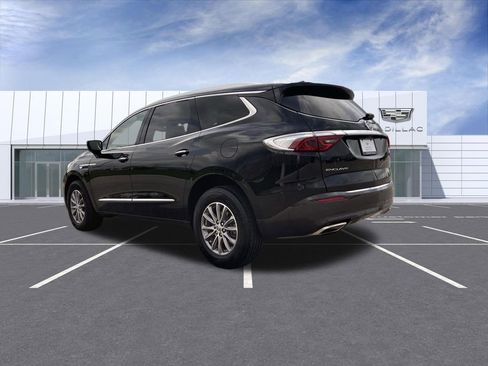 Used 2024 Buick Enclave Essence w/ Technology Package FWD image 6