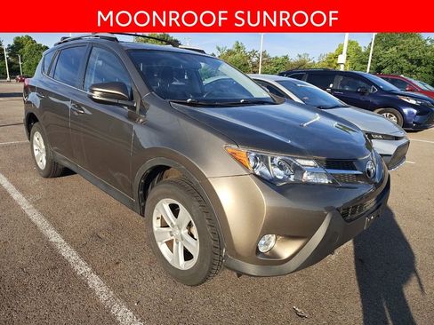 Used 2014 Toyota RAV4 XLE AWD/4WD image 3