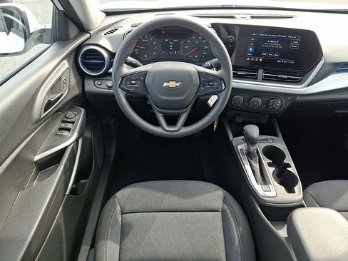 New 2026 Chevrolet Trax LS w/ LS Convenience Package image 8