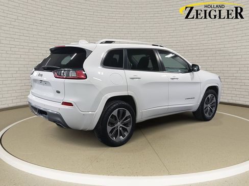 Used 2019 Jeep Cherokee Overland w/ Technology Group image 5
