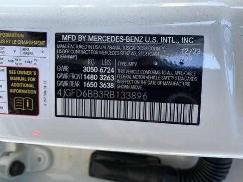 Used 2024 Mercedes-Benz GLE 53 AMG 4MATIC Coupe image 36