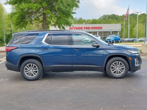Used 2023 Chevrolet Traverse LT w/ LPO, Floor Liner Package image 3