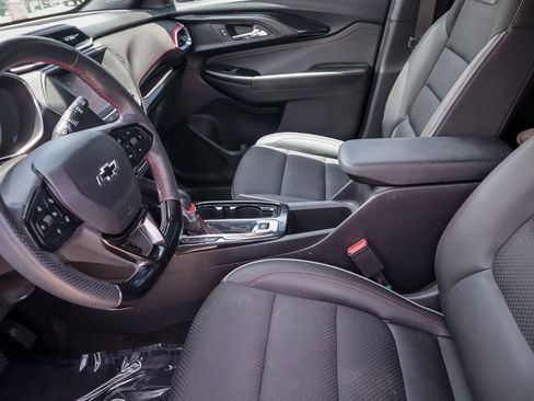 Used 2023 Chevrolet TrailBlazer RS image 9