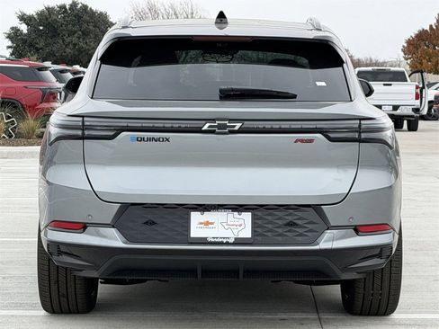 New 2026 Chevrolet Equinox EV RS image 5