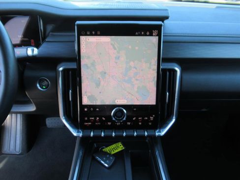 Used 2025 GMC Acadia Elevation image 20