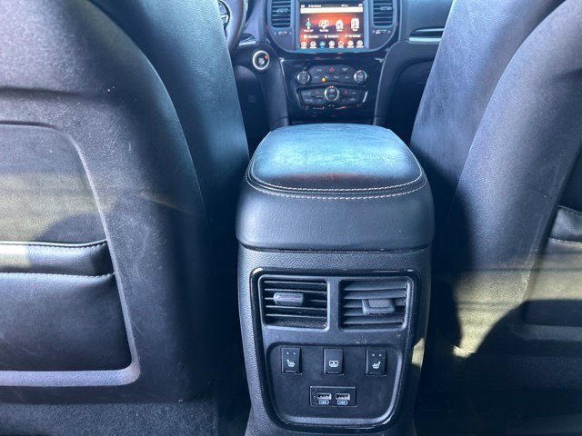 Used 2018 Chrysler 300 S w/ Safetytec Plus Group RWD image 22